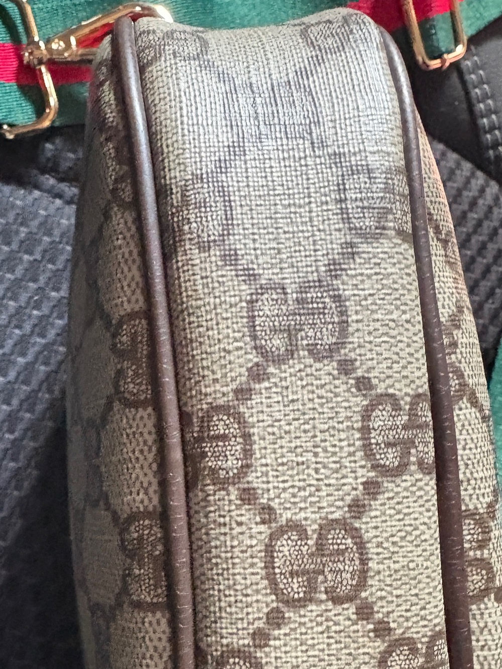 Gucci Brown Monogram Canvas Crossbody with Green-Red Web Stripe - Picture 4 of 6